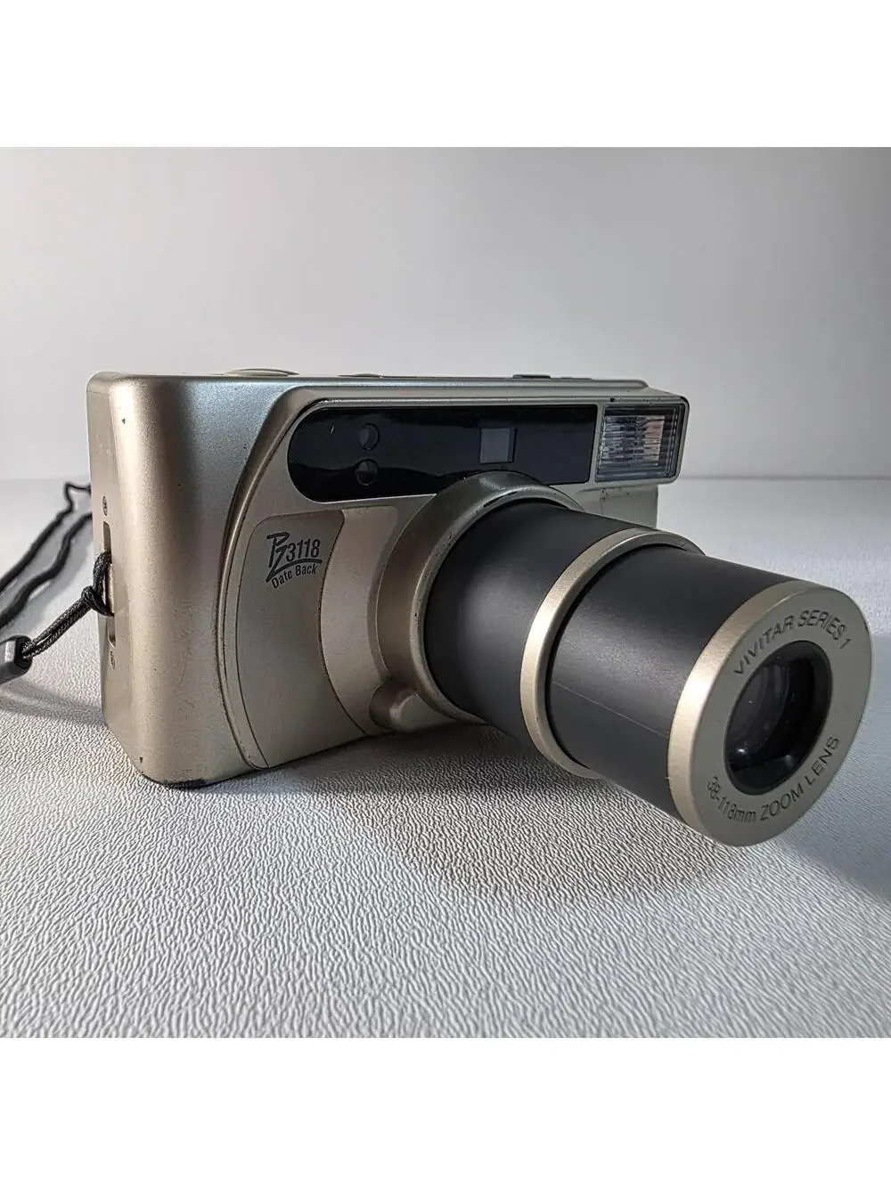 Vivitar Series 1 PZ3118 35mm Point & Shoot Film Camera 38–118mm Zoom AF
